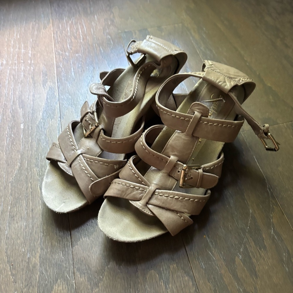 Earthies Tan Leather Wedges with Adjustable Straps